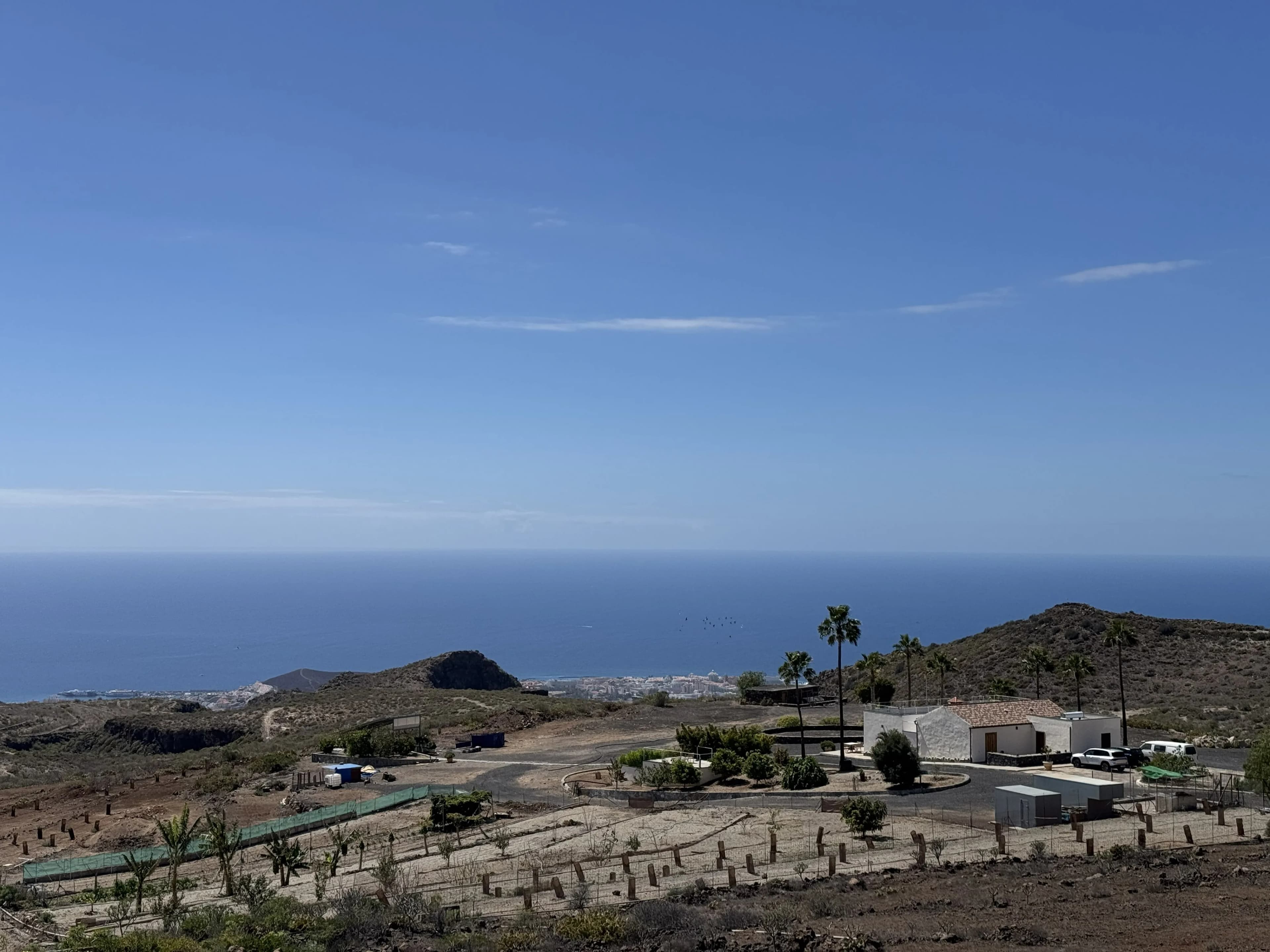 Vistas al Atlántico y La Gomera desde el sur de Tenerife
